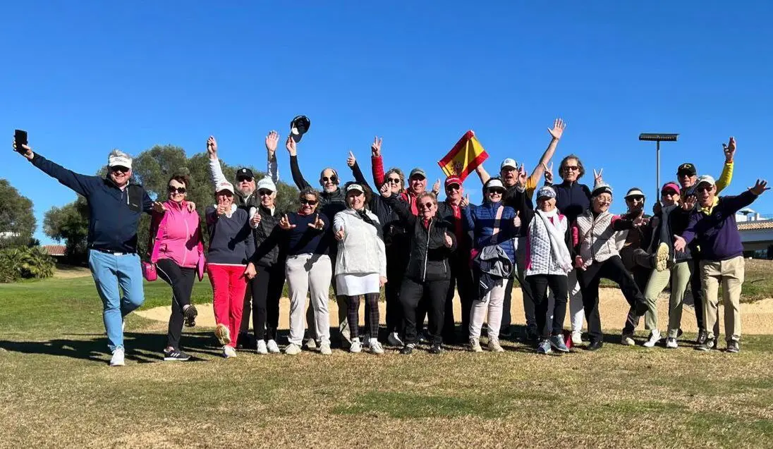 Cours de golf sur le parcours à Paris Île-de-France